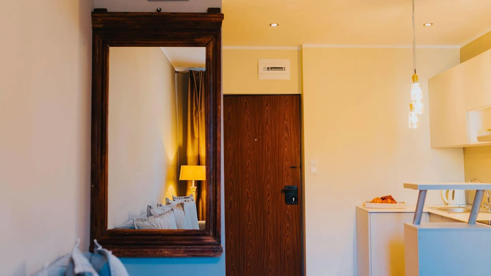 Bently Apartments Gdansk Old Town Hotel